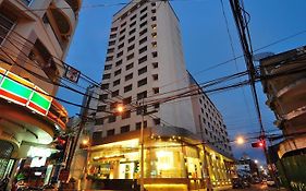 Mayflower Grande Hotel